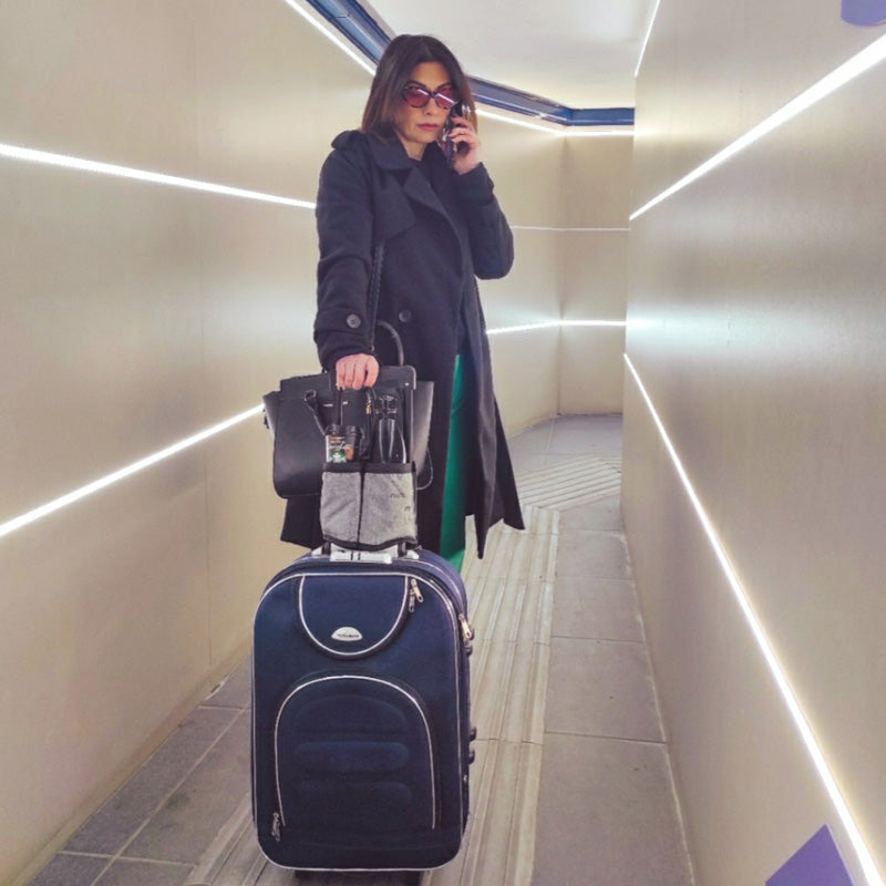 riemot Luggage Travel Cup Holder, Hands Free Drinks Caddy, Perfect Gifts for Frequent Travelers(Grey)