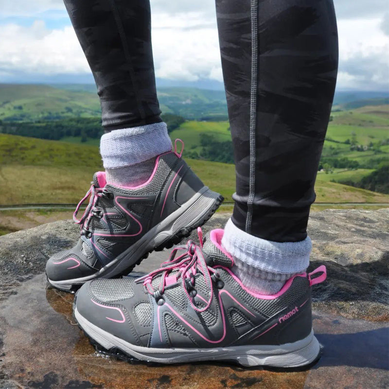 riemot Women's Breathable Outdoor Trainers, Grey, Trail Running Shoes for Summer Hiking Trekking Climbing