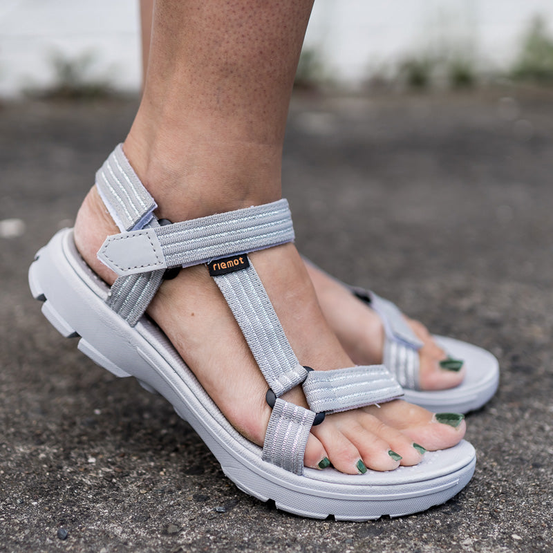 riemot Women's Open Toe Sport Sandals Adjustable Non-slip Arch Support Sliver Shoes